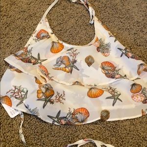 NWT urban renewal halter top size Small